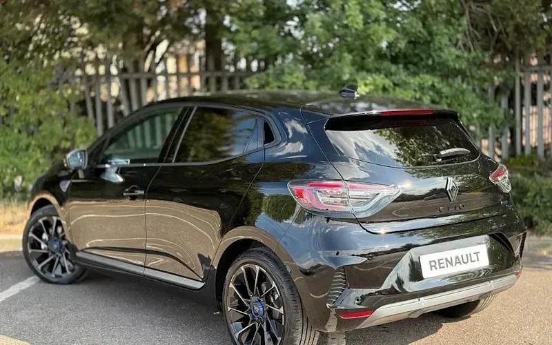 New Renault Clio Iconic Esprit Alpine 143 HP (105 kW) 2026 Hatchback