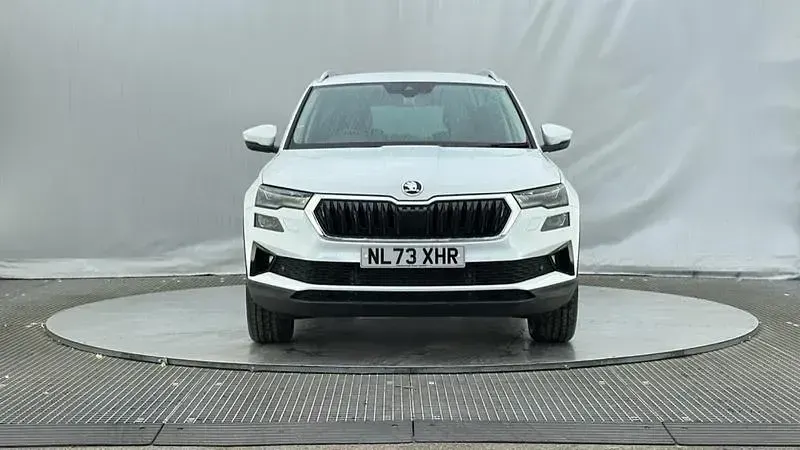 Used Skoda Karoq SE L 150 HP (110 kW) 2023 White SUV