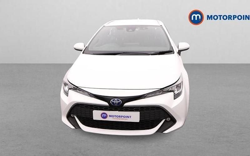 Begagnad Toyota Corolla 122 HK (89 kW) 2022 Vit Kombi