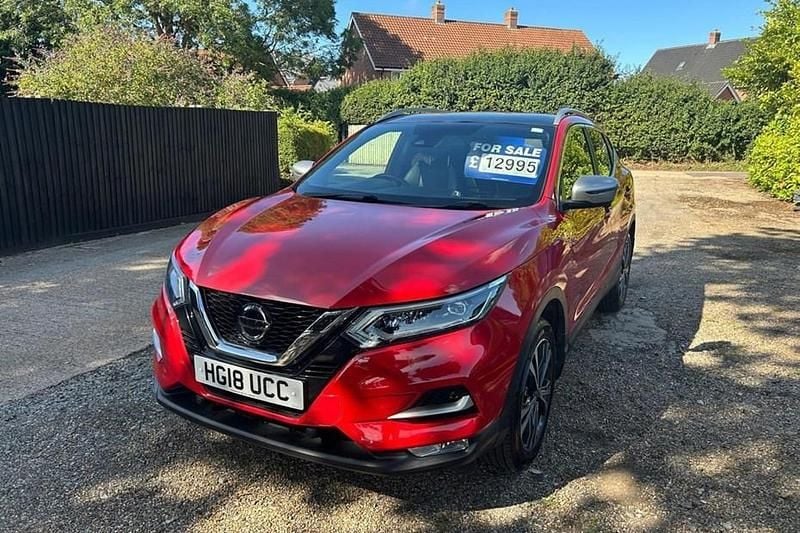Red Used 2018 Nissan Qashqai Tekna+ SUV | £12,995 (Fair price) - Image 1/1