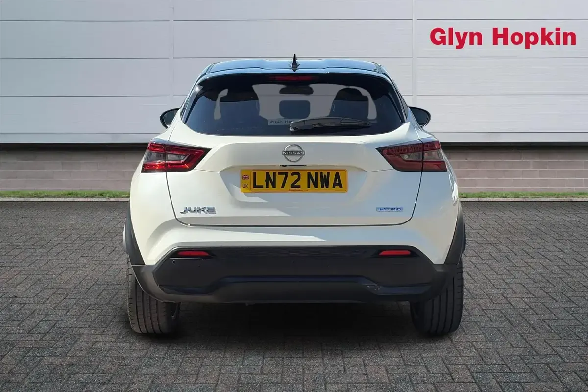 Used Nissan Juke Tekna+ 2022 White SUV