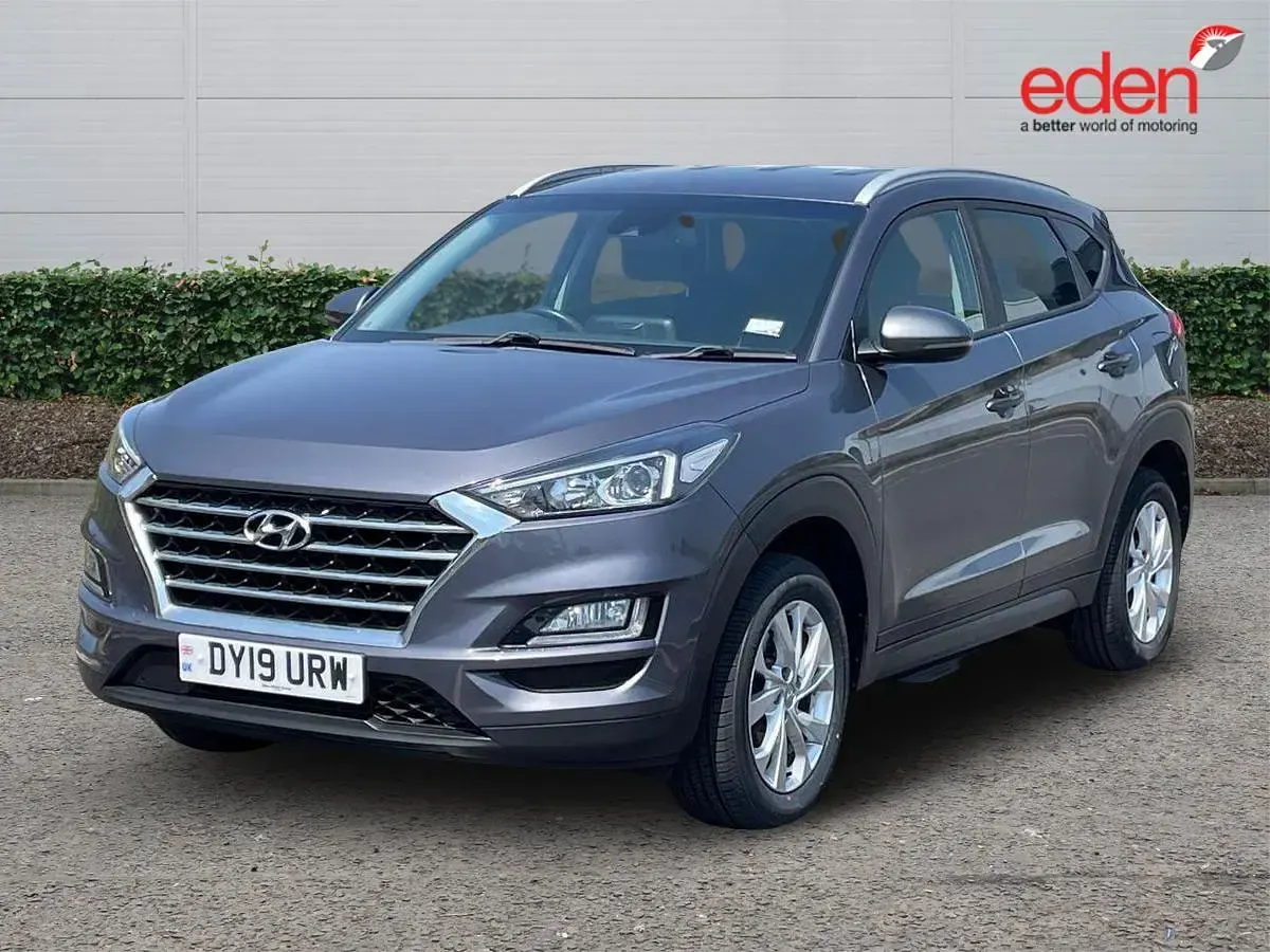 Used Hyundai Tucson SE 132 HP (97 kW) 2019 Grey SUV