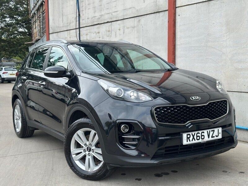 Black Used 2016 Kia Sportage 2 SUV | £7,995 (Fair price) - Image 1/2
