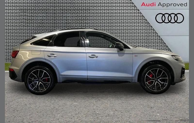Used Audi Q5 Sportback Comfort 261 HP (191 kW) 2023 Silver SUV