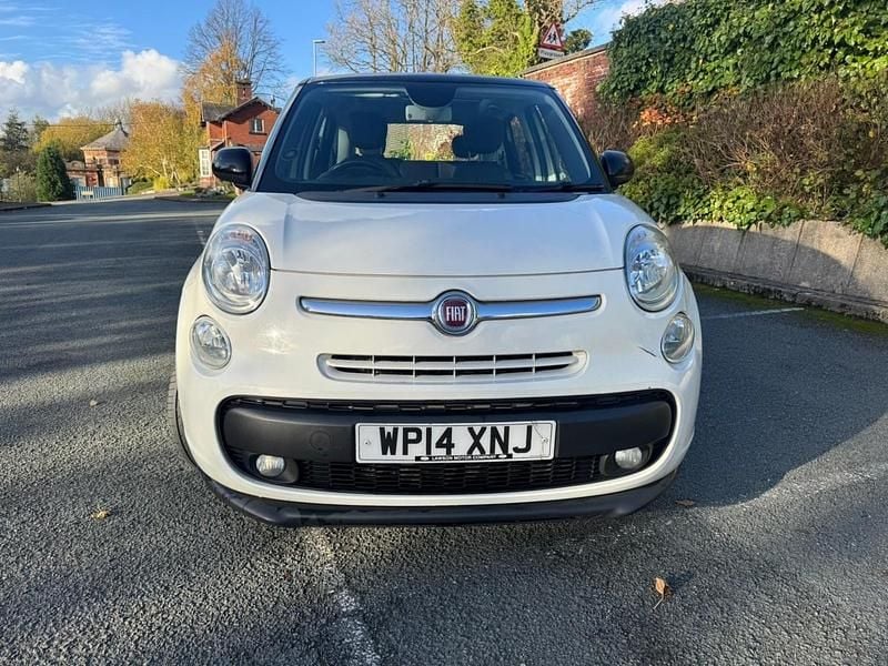 Used Fiat 500L Lounge 85 HP (62 kW) 2014 White MPV