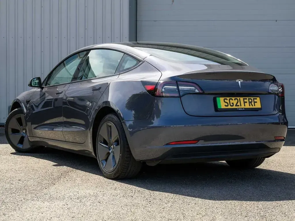 Used Tesla Model 3 Standard Range Plus 177 kW (241 HP) 2021 Grey Sedan