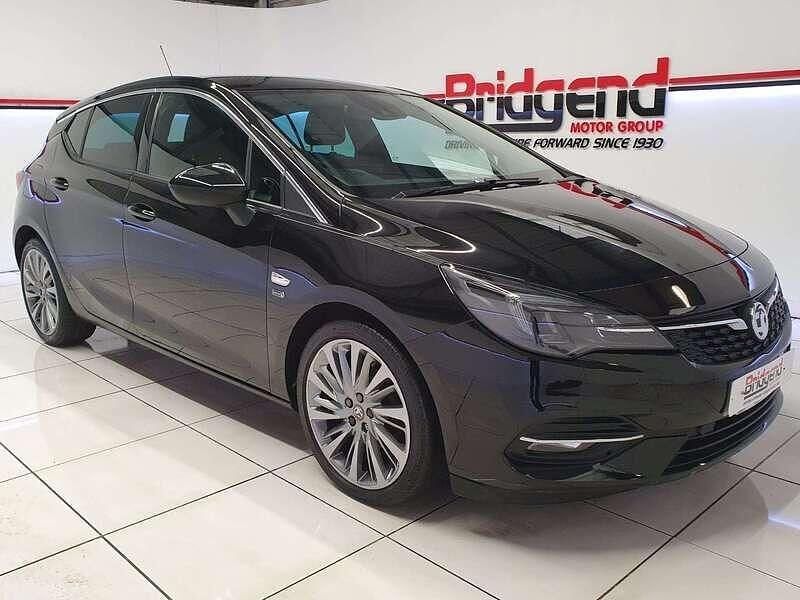 Black Used 2021 Vauxhall Astra Edition Hatchback | £11,699 (Fair price) - Image 1/4