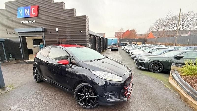 Used Ford Fiesta Zetec 140 HP (102 kW) 2016 Black Hatchback