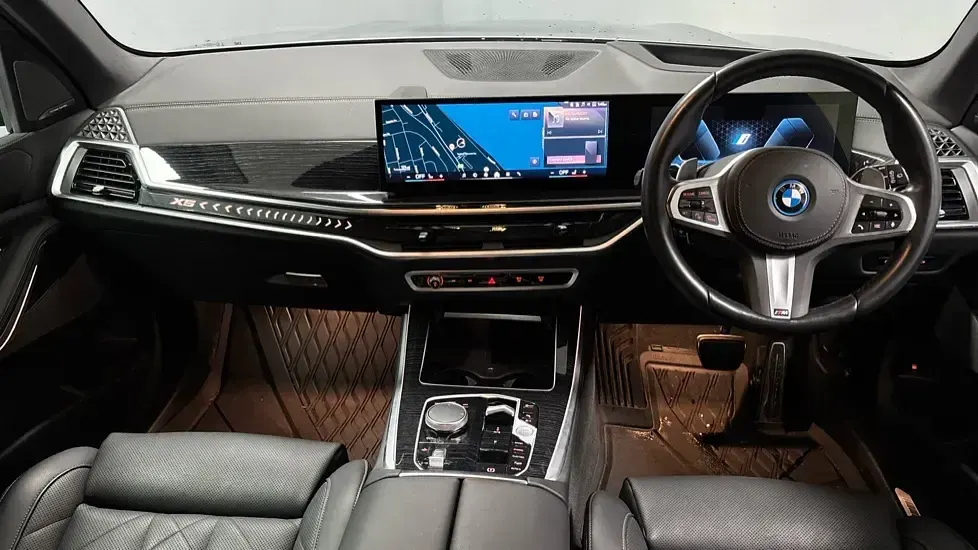 Usado BMW X5 M Sport 482 HP (354 kW) 2023 Cinzento SUV