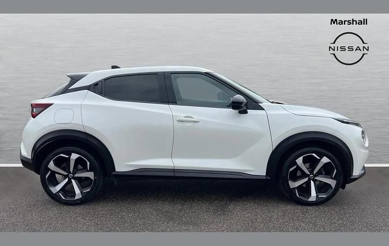 Used Nissan Juke N-Connecta 117 HP (86 kW) 2020 White SUV