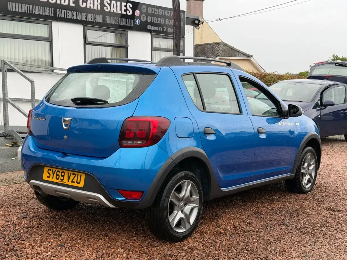 Gebraucht Dacia Sandero Essentiel 90 PS (66 kW) 2019 Blau Kleinwagen
