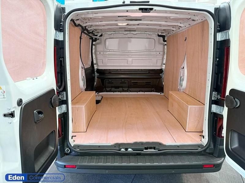 New Nissan Primastar Acenta 110 HP (80 kW) 2026 White MPV