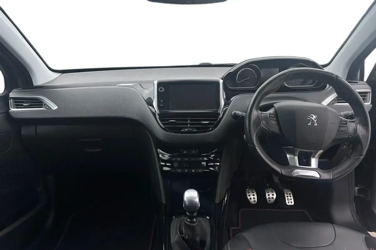 Used Peugeot 2008 GT-line 110 HP (80 kW) 2019 Grey SUV