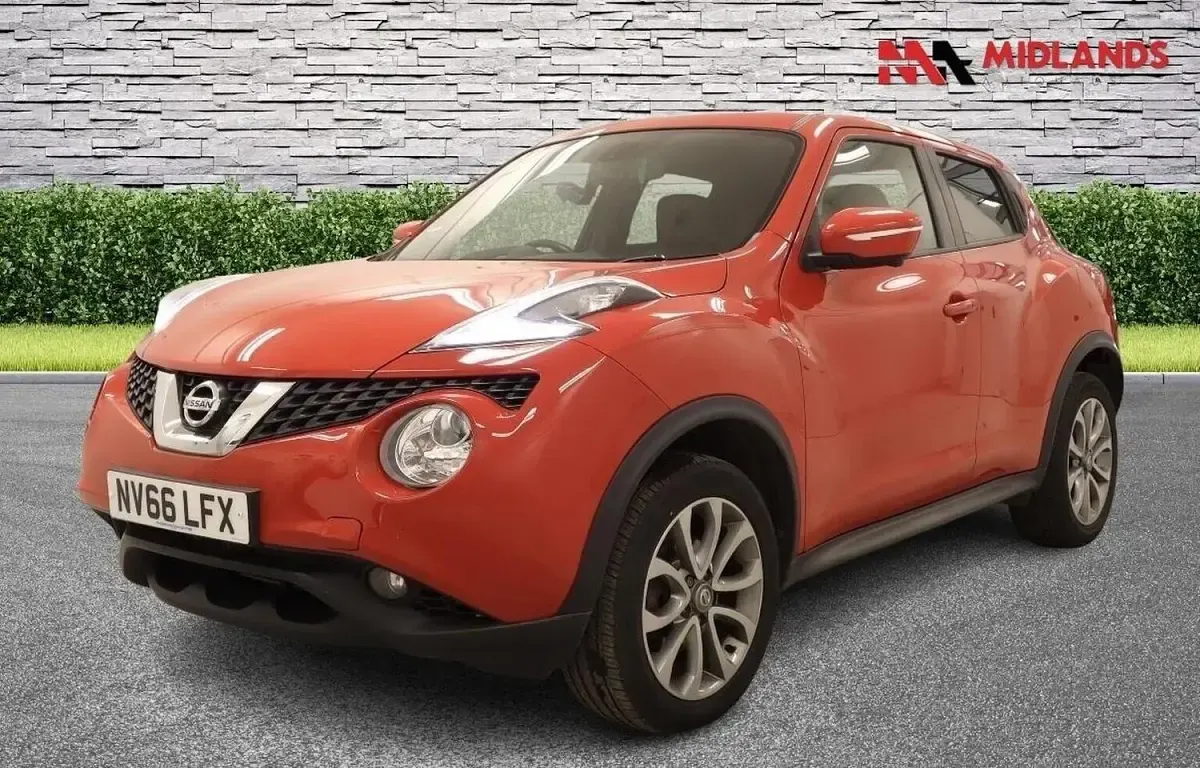 Used Nissan Juke S 110 HP (80 kW) 2016 Red SUV