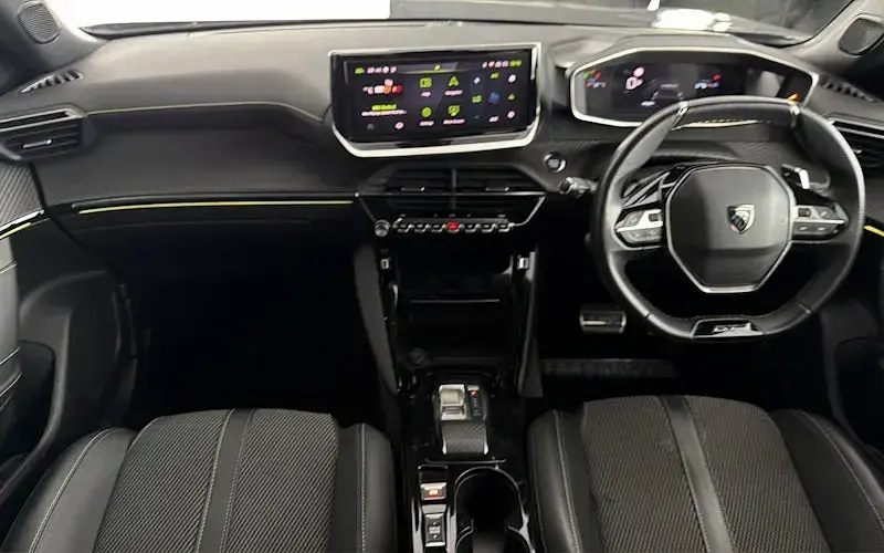 Used Peugeot 2008 GT 131 HP (96 kW) 2023 Grey SUV