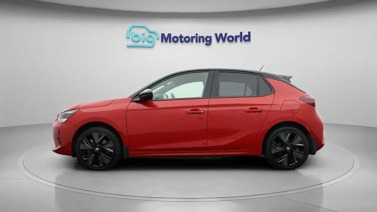 Used Vauxhall Corsa-e Edition 100 kW (136 HP) 2023 Red Hatchback