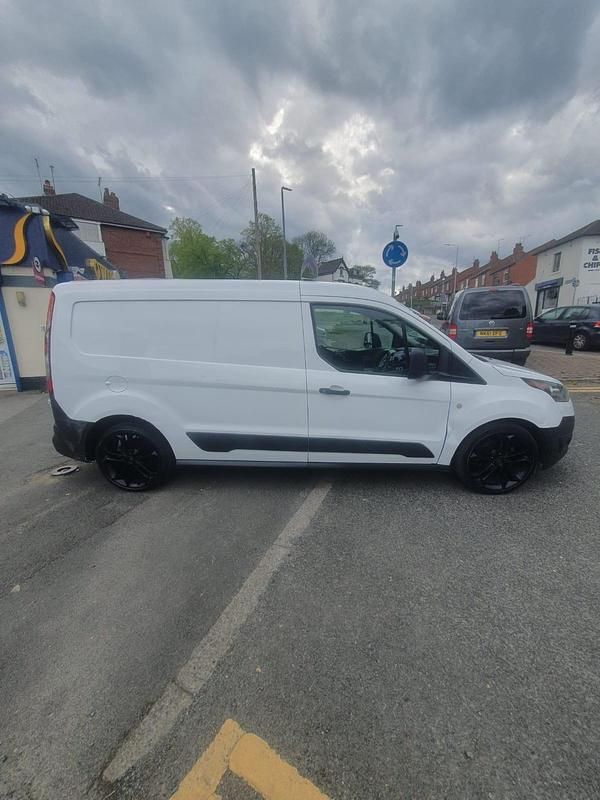 Begagnad Ford Transit Connect 120 HK (88 kW) 2017 Vit Minibuss