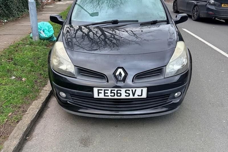 Used Renault Clio II Dynamique 2006 Black Hatchback