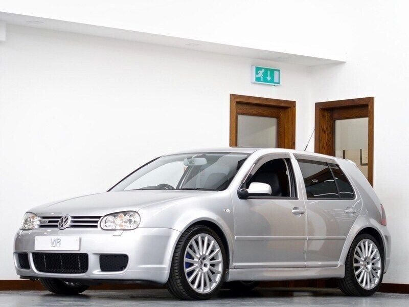 Silver Used 2003 VW Golf IV R Hatchback | £19,995 - Image 1/4