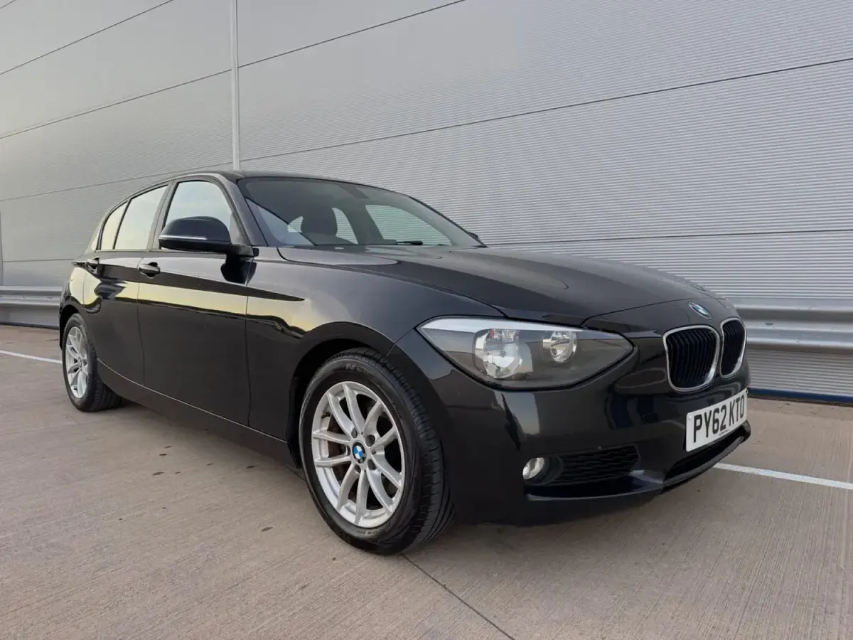 Usado BMW 118 170 HP (125 kW) 2012 Preto Citadino