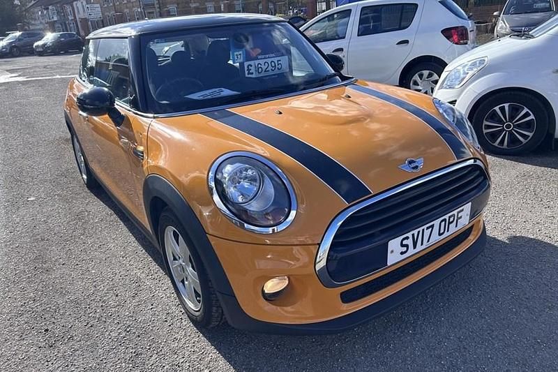 Orange Used 2017 Mini Cooper Hatch Hatchback | £6,295 (Fair price) - Image 1/1