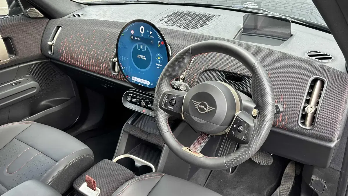 Used Mini Countryman 215 HP (158 kW) 2025 Black SUV