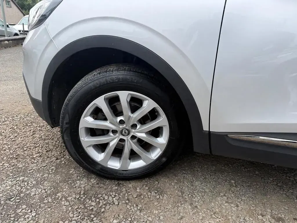 Used Renault Kadjar Dynamique 130 HP (95 kW) 2017 Silver SUV