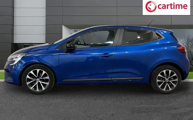 Used Renault Clio Evolution 90 HP (66 kW) 2023 Blue Hatchback
