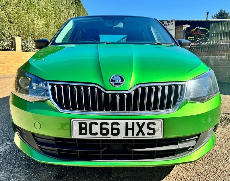 Used Skoda Fabia Colour Edition 2017 Green Hatchback