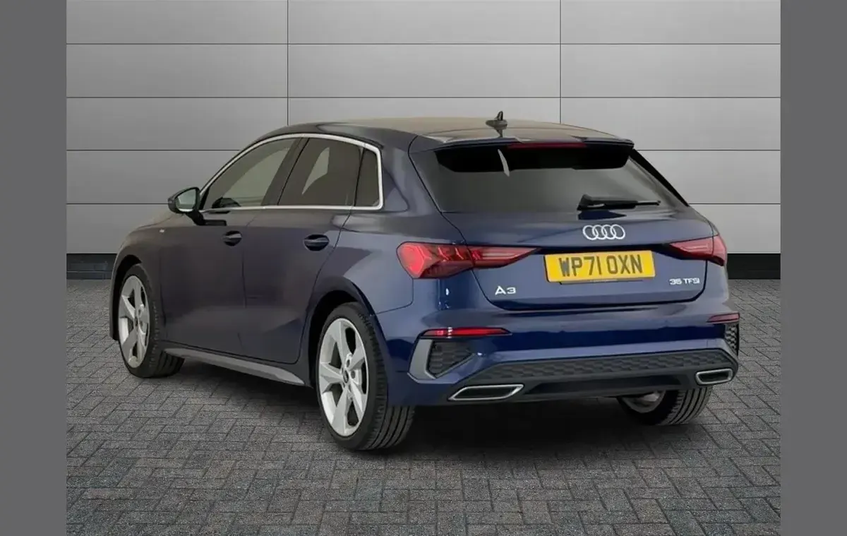 Used Audi A3 S-Line 147 HP (108 kW) 2021 Blue Sedan
