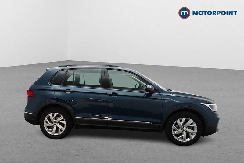 Blue Used 2023 VW Tiguan Life SUV | £19,999 (Good price) - Image 1/4