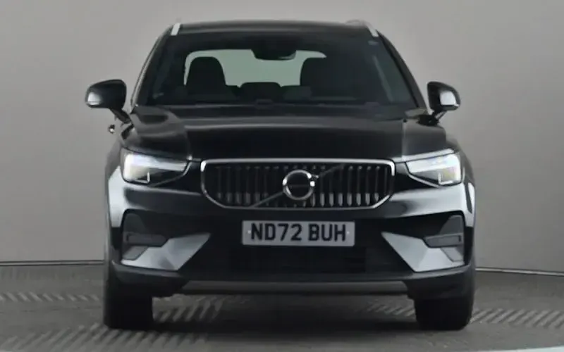 Used Volvo XC40 Core 211 HP (155 kW) 2022 Black SUV