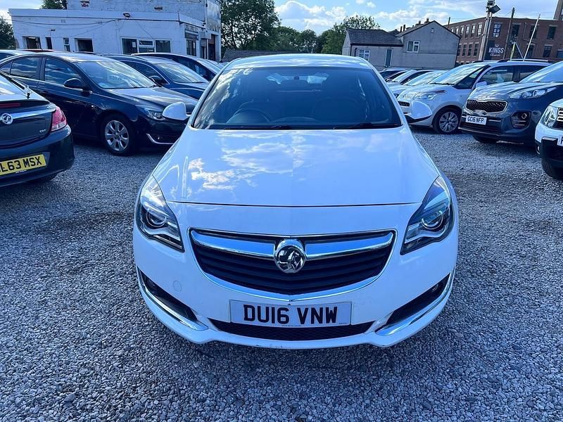 White Used 2016 Vauxhall Insignia SRi Hatchback | £6,990 (Expensive) - Image 1/4
