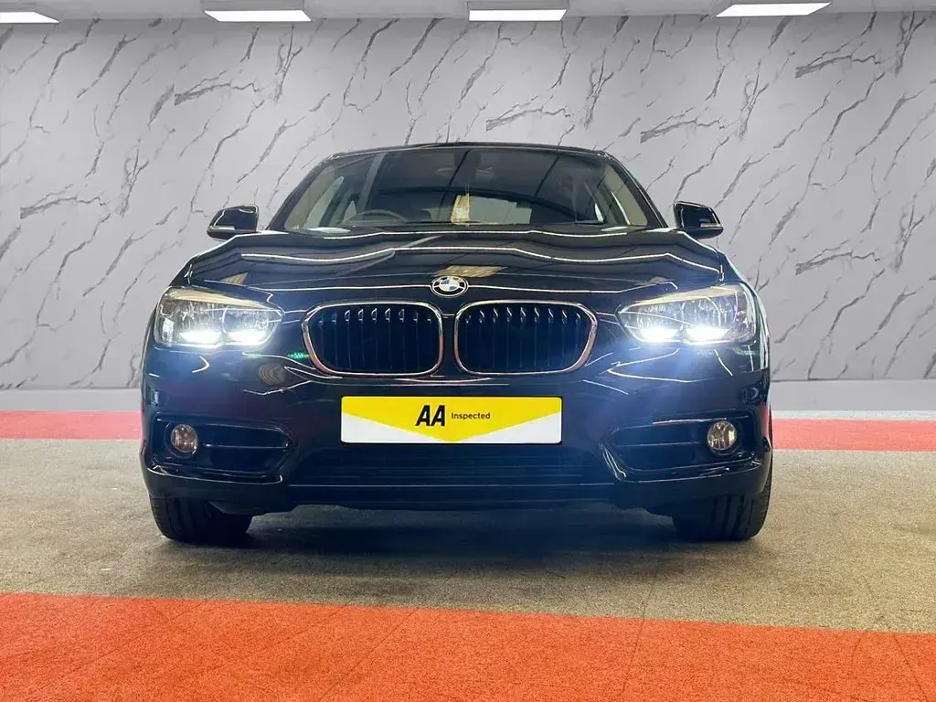 Used BMW 120 Sport Line 184 HP (135 kW) 2019 Black Hatchback