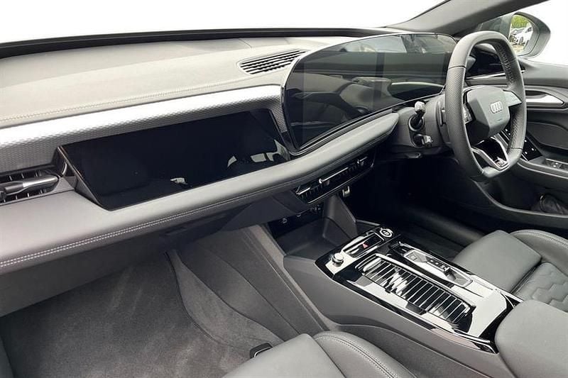 Used Audi A6 e-tron S-Line 269 kW (367 HP) 2025 Mythos black Estate