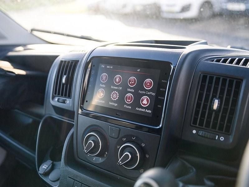 Used Peugeot Boxer Premium 140 HP (102 kW) 2024 White Van