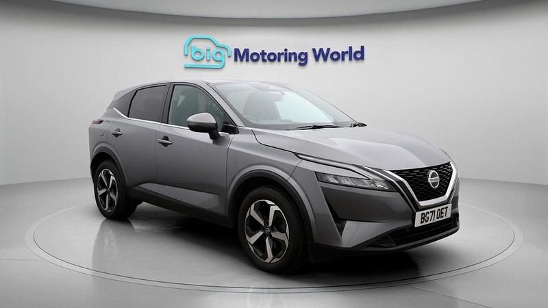 Grey Used 2021 Nissan Qashqai N-Connecta SUV | £12,000 (Fair price) - Image 1/4