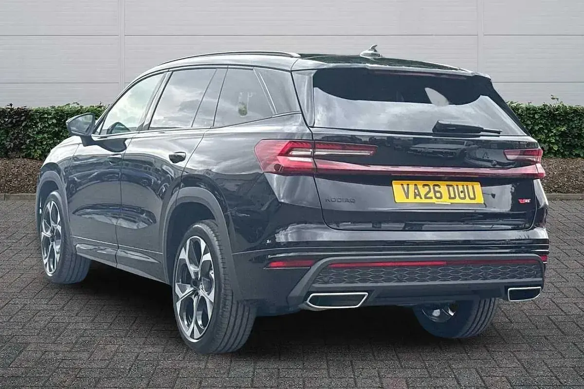 New Skoda Kodiaq vRS 195 HP (143 kW) 2026 Black magic pearl effect SUV