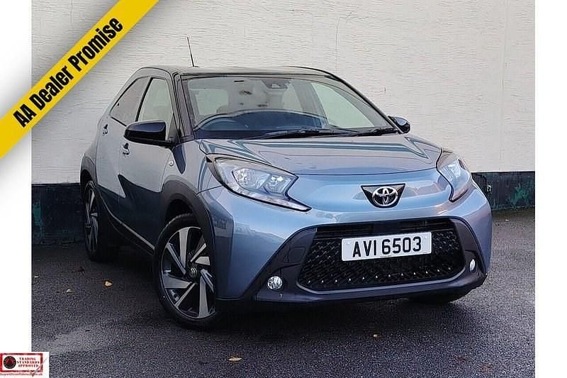 Used Toyota Aygo X 72 HP (52 kW) 2024 Grey SUV