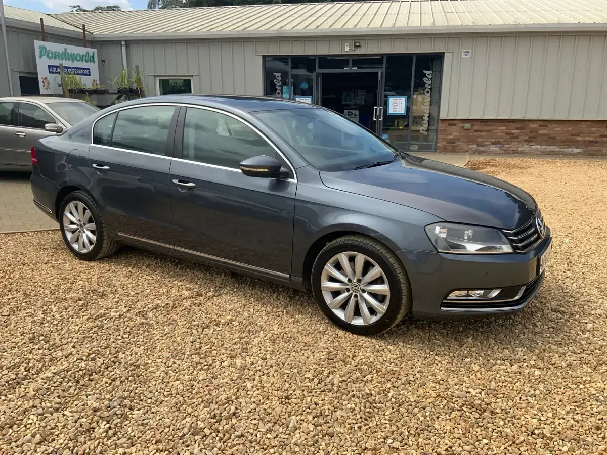 Used VW Passat Highline 140 HP (102 kW) 2013 Grey Sedan