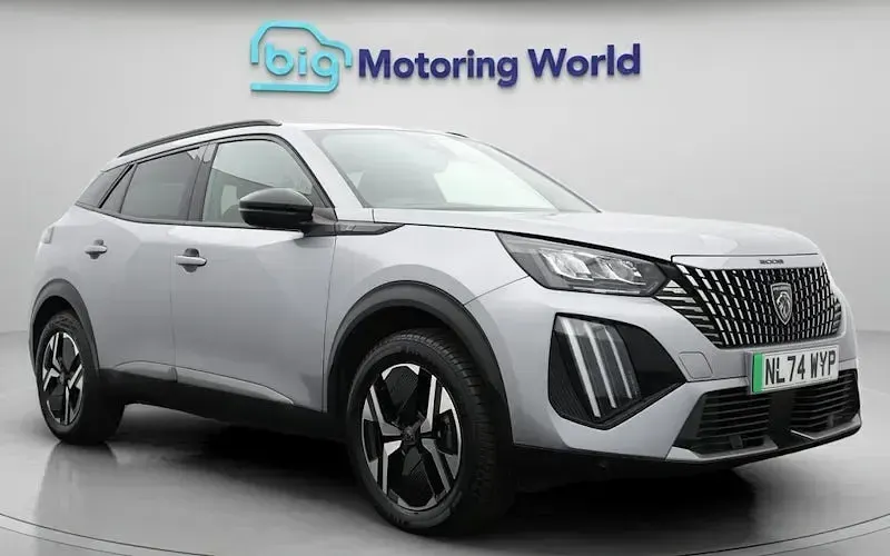 Used Peugeot e-2008 Allure 100 kW (136 HP) 2024 SUV