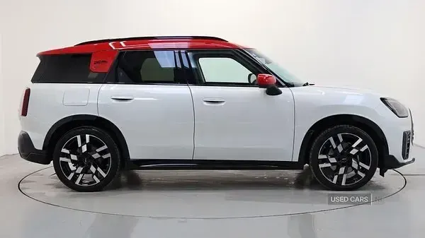 Usado Mini Countryman Sport 215 CV (158 kW) 2025 Blanco SUV