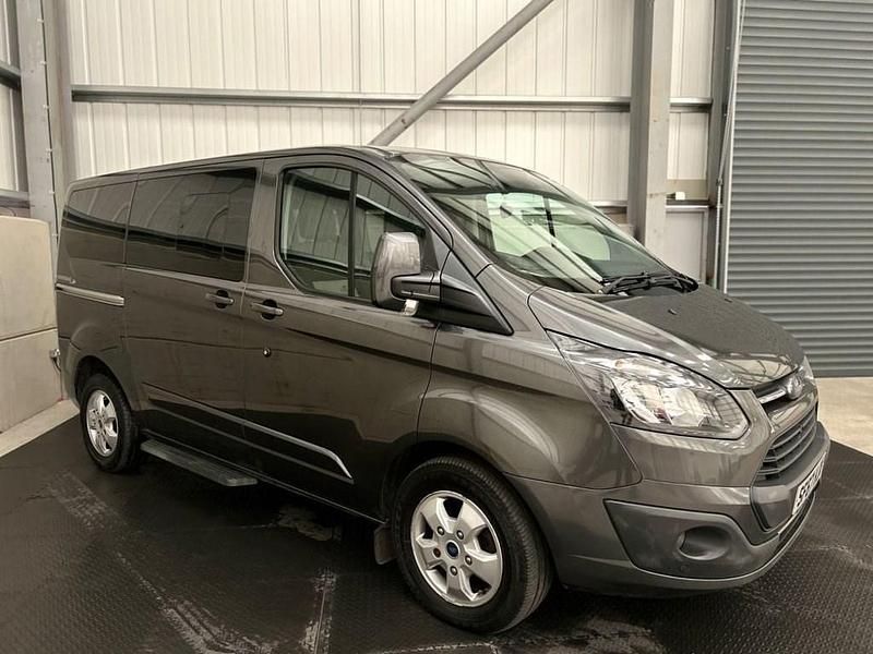 Used Ford Tourneo Titanium 130 HP (95 kW) 2017 Grey MPV