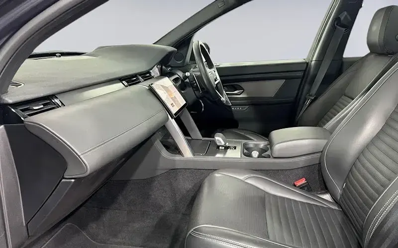 Used Land Rover Discovery Sport HSE Dynamic 204 HP (150 kW) 2024 Blue SUV
