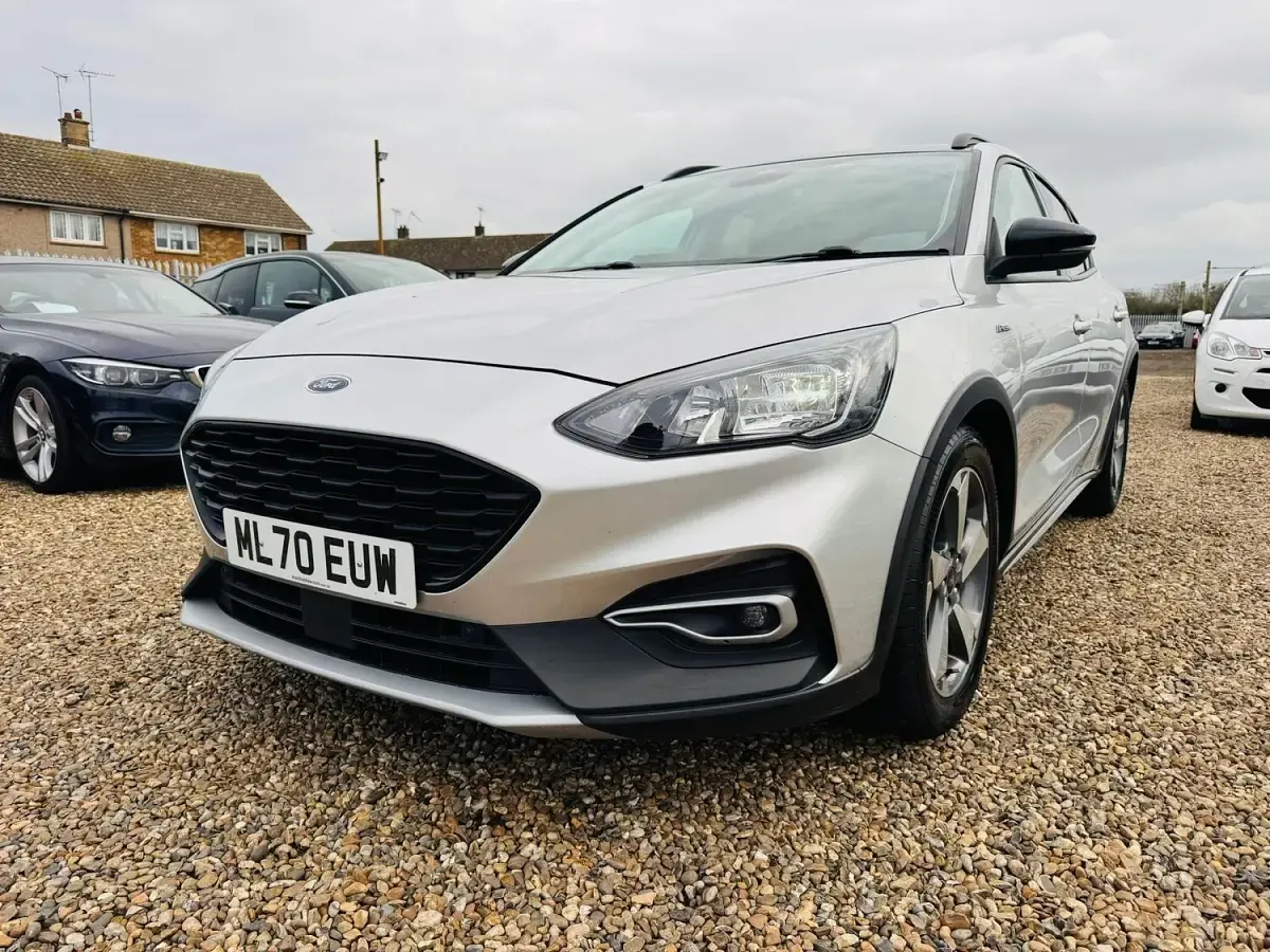 Used Ford Focus Active 120 HP (88 kW) 2020 Silver Hatchback