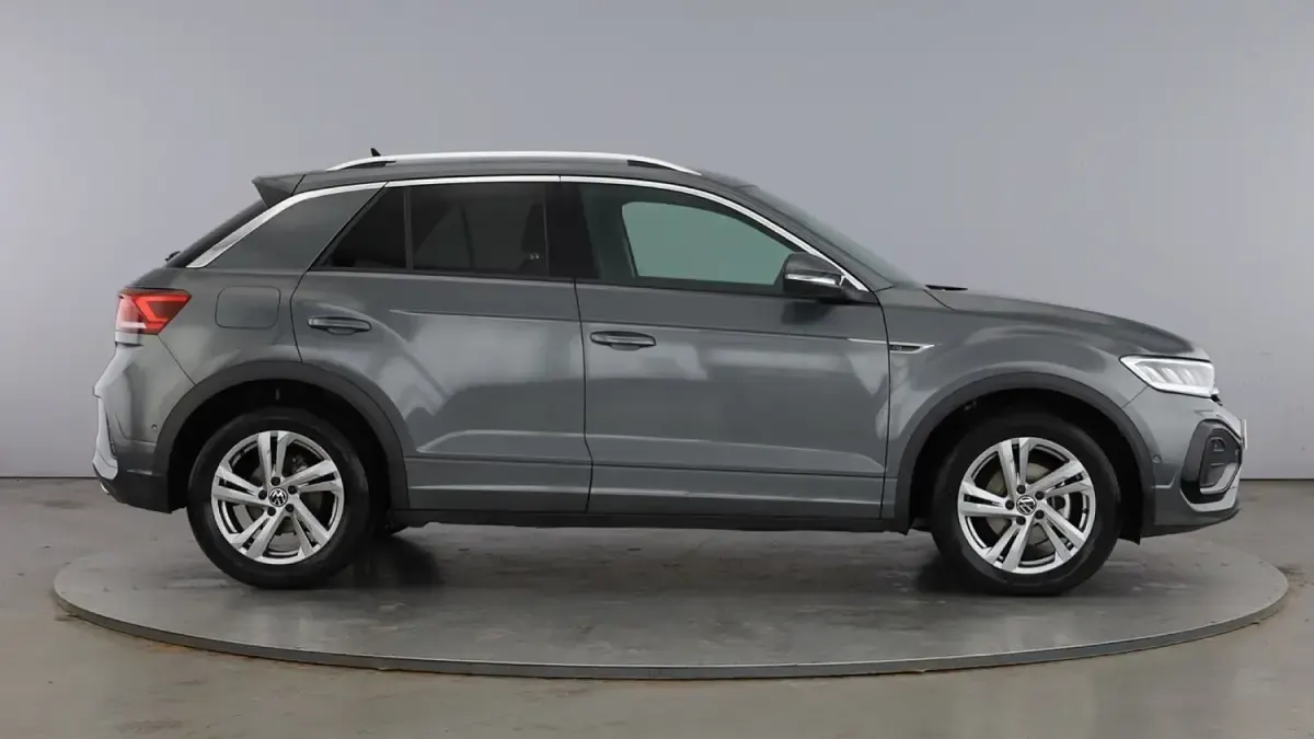 Used VW T-Roc R-line 150 HP (110 kW) 2025 Grey SUV