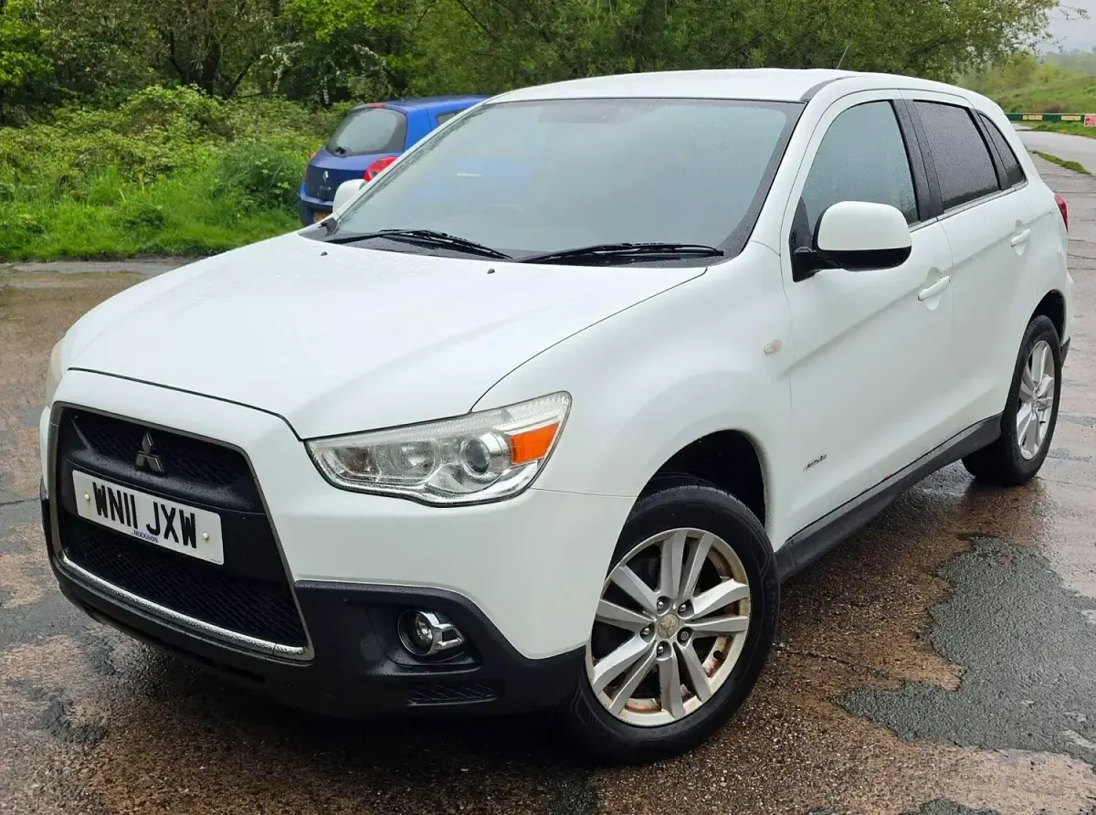 Used Mitsubishi ASX 2011 White SUV