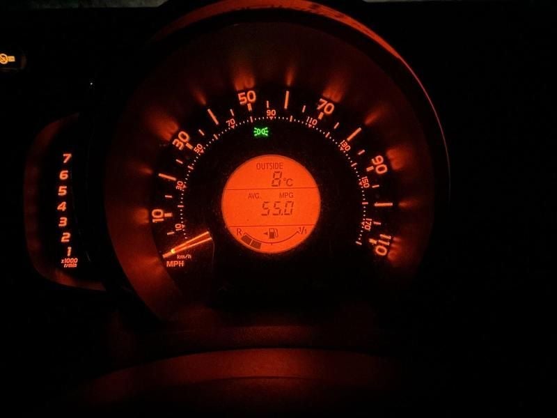 Used Toyota Aygo X-play 2016 Orange Hatchback