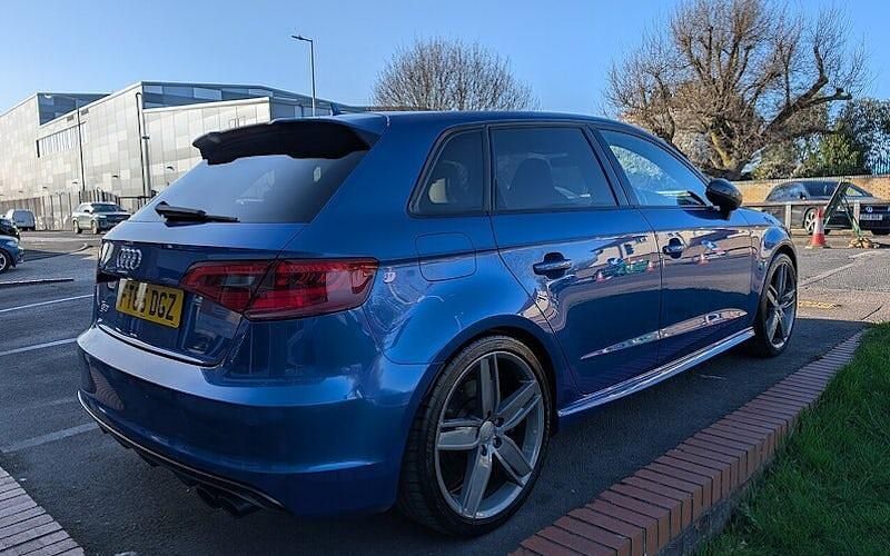 Used Audi S3 Sportback Design 300 HP (220 kW) 2016 Sepang blue Hatchback