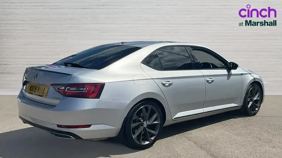 Used Skoda Superb SportLine 150 HP (110 kW) 2019 Silver